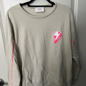 Italian boutique lightweight crewneck